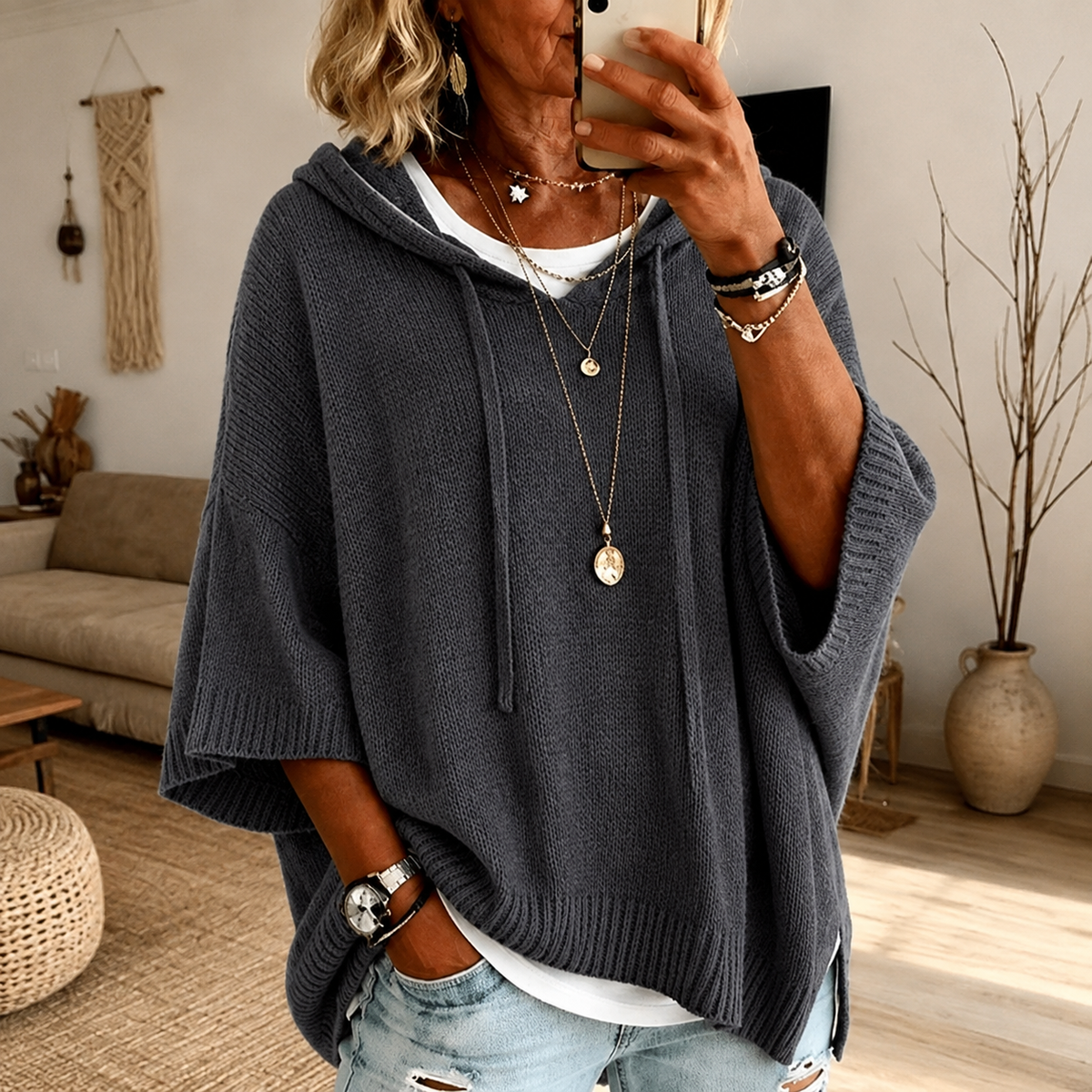 Hanne: antracietgrijze ponchotrui met capuchon